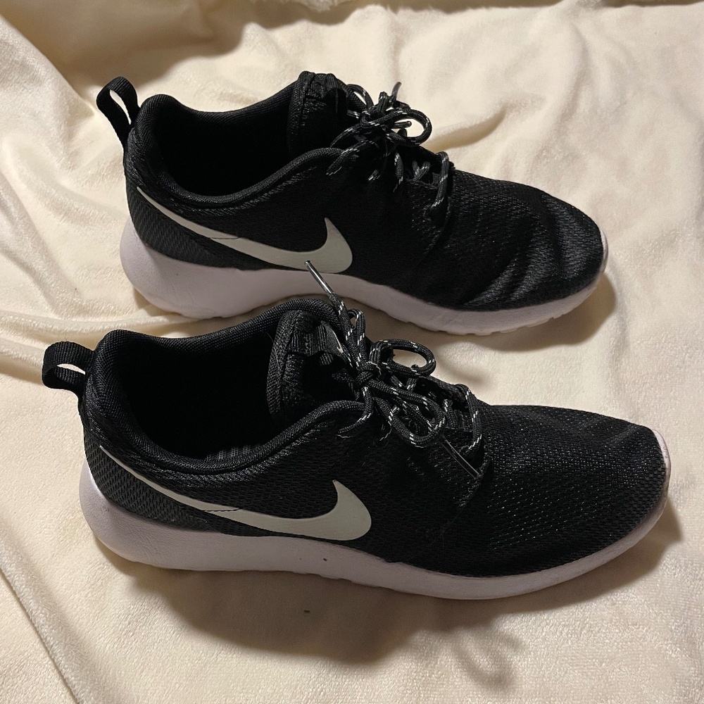 Women’s Nike Roshe One